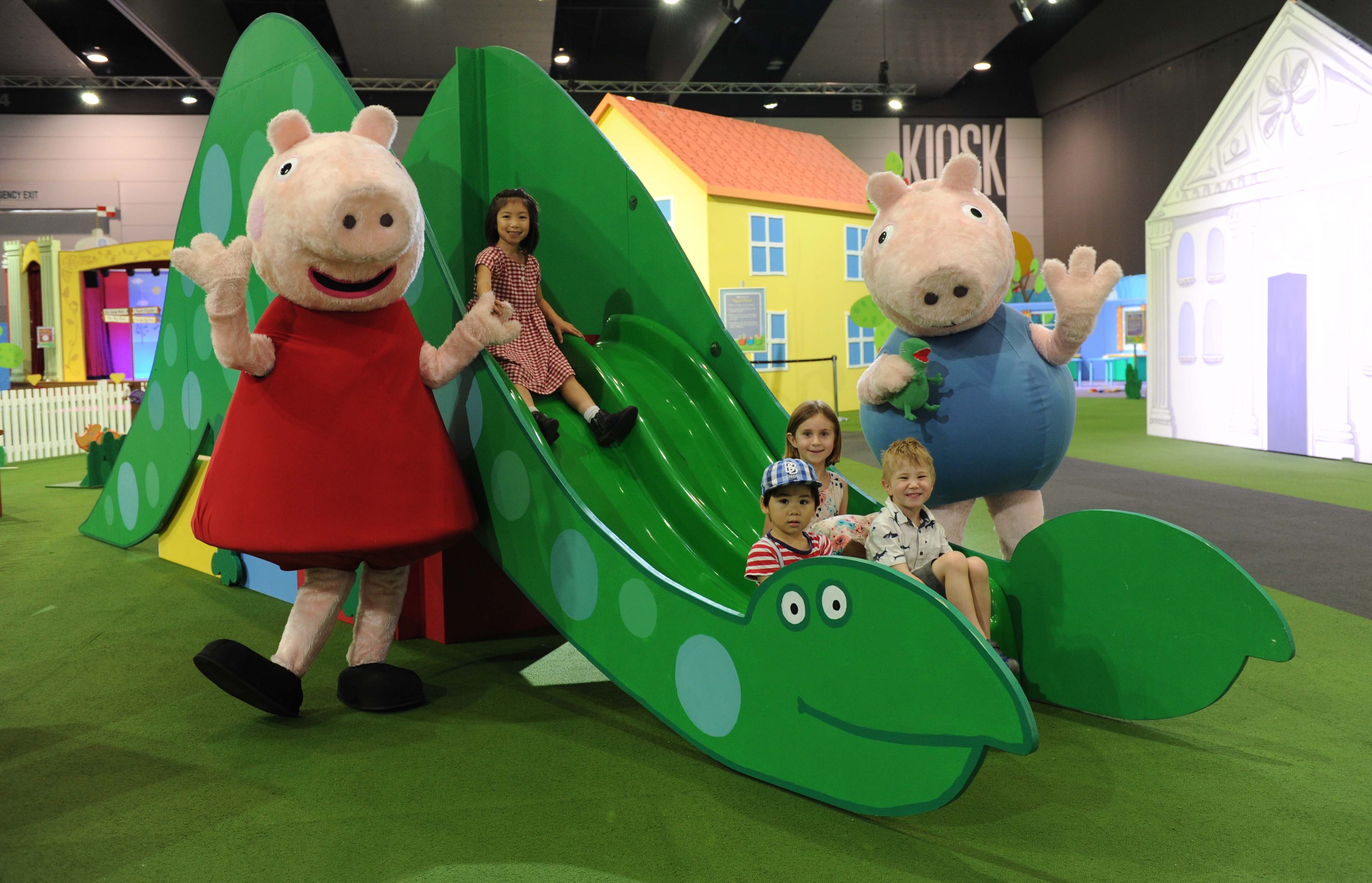 Peppa Pig Playdate | Life Like Touring